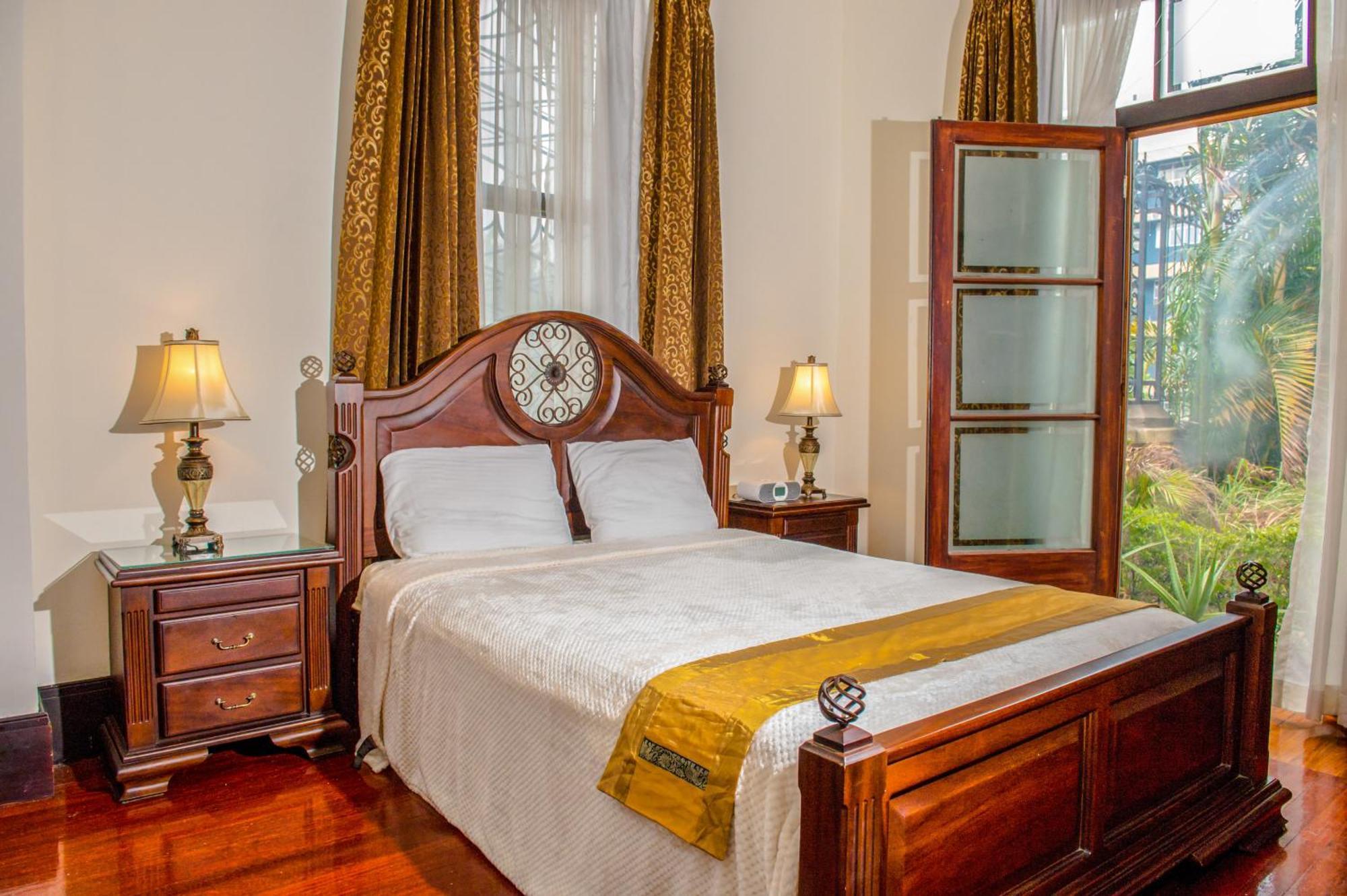 Hotel Majestad San José Kültér fotó