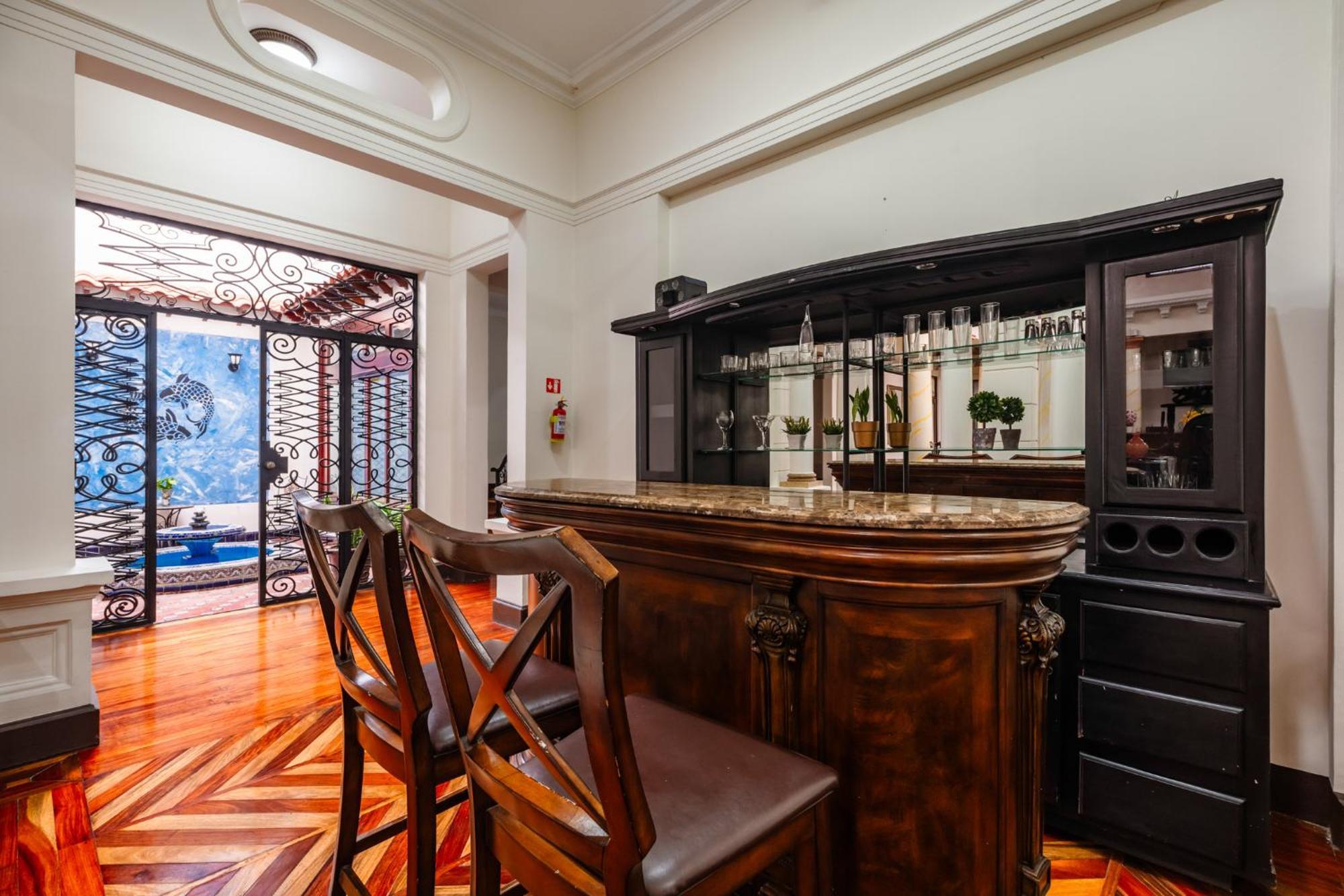 Hotel Majestad San José Kültér fotó
