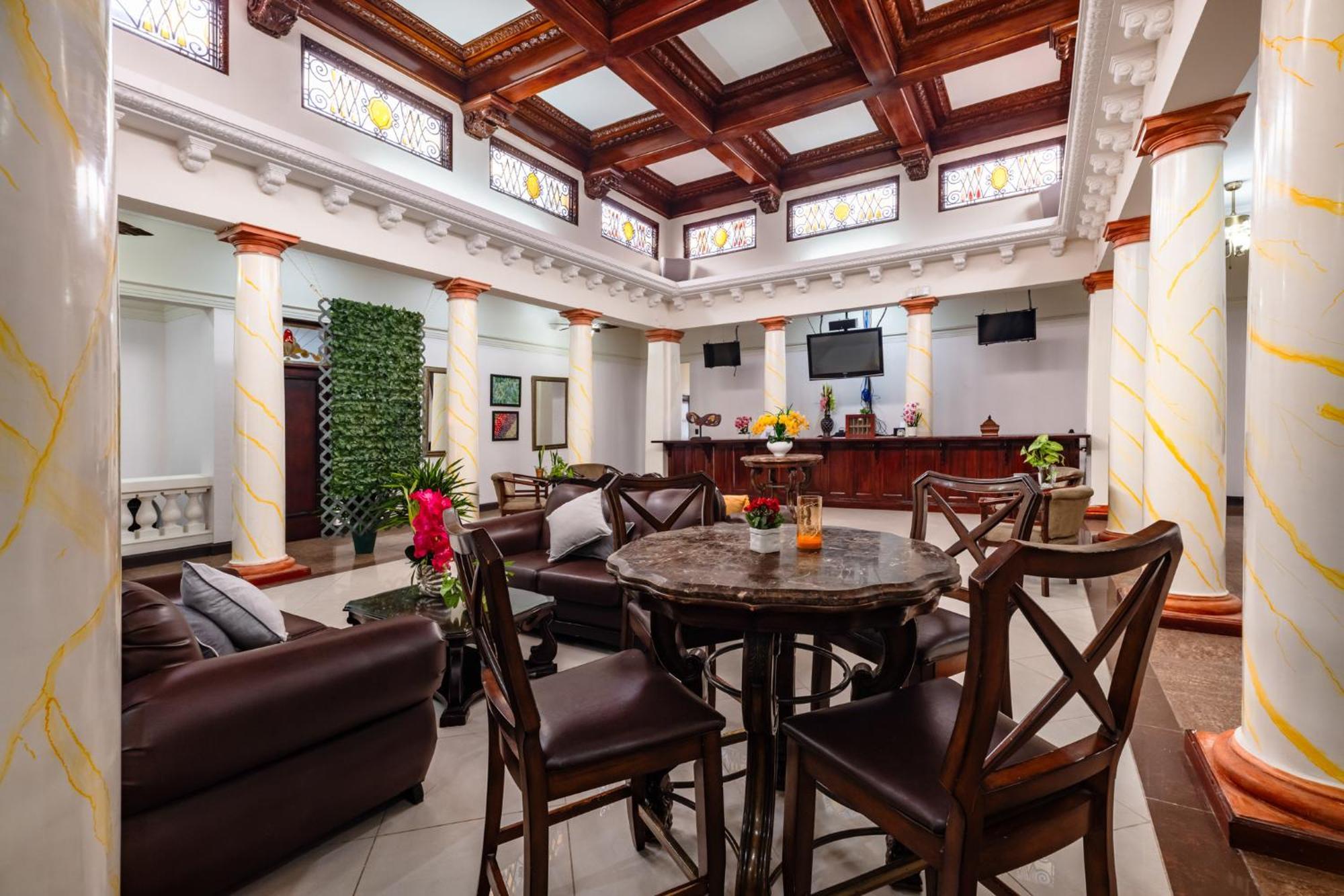 Hotel Majestad San José Kültér fotó